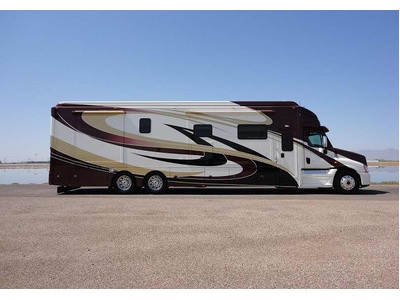 THIS UNIT IS A SportTruckRV EXCLUSIVE!