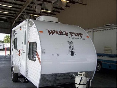 NEW!! 2011 Cherokee Wolf Pup 16P 