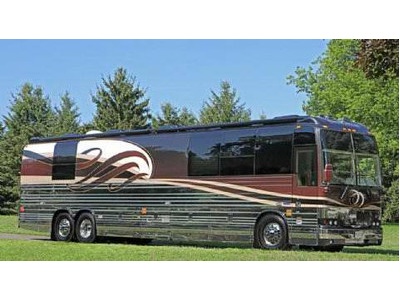 2007 Prevost XLII in South Ontario