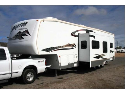 2005 Keystone Raptor 3612-Toyhauler