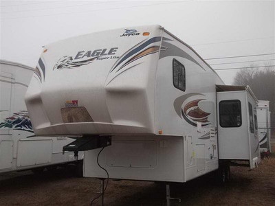 2011 Jayco 30.5RLS Rear Living 5th Wheel