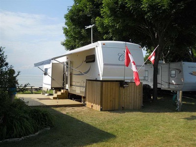 2000 Cardinal by Forest River 32 CMK