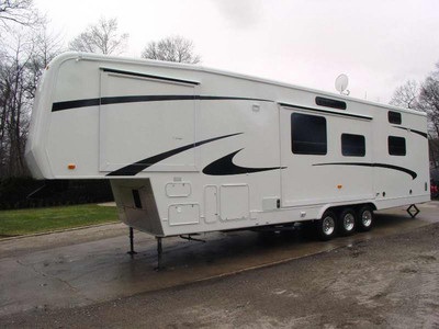 2007 Carriage C-Force Toy Hauler