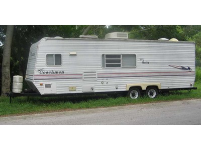 2005 Coachmen Spirit of America in FL