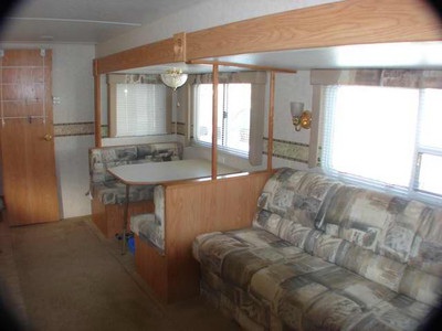 JAYCO JAY FLITE MODEL 26 FB SUPER SLIDE 