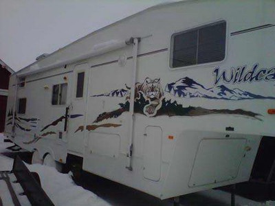 2004 31� Forest River Wildcat w/slide