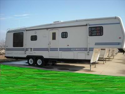 1995 33 Travel Supreme 5th Wheel
