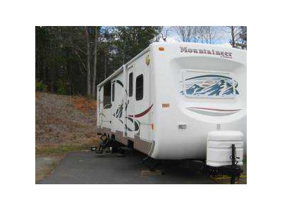 2005  Mountaineer Montana Travel Trailer