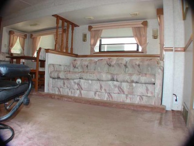 CARRIAGE  FIFTH WHEEL