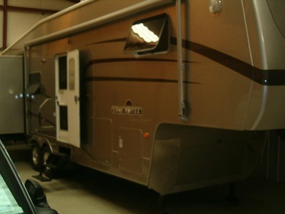2004 CEDAR CREEK SILVER STREAM