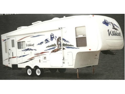 Fiberglass 24ft. Wildcat 1/2 ton Towable