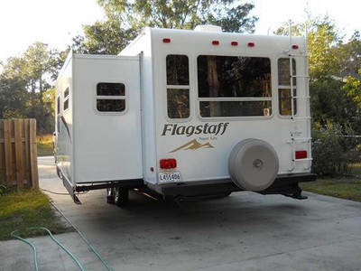 2009 Forest River Flagstaff 26RLSS
