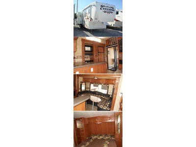 2010 41� Heartland Cyclone 3914 w/3 slid