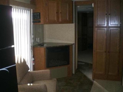 2010 Skyline Nomad Park Trailer