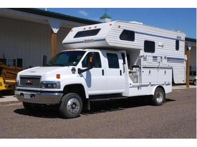 1999 Lance Truck Camper and GMC Duramax 