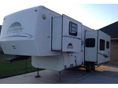 2002 28� KZ New Vision w/3 slides