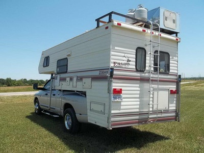 1993 ELKHORN BY FLEETWOOD TRUCK CAMPER