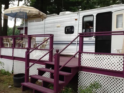 Sweet Camper with Lot Rent to Oct 15