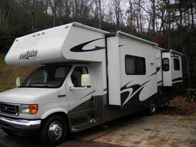 2006 33� Forest River Forester w/2 slide
