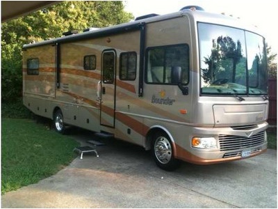 2007 Fleetwood Bounder in Texas