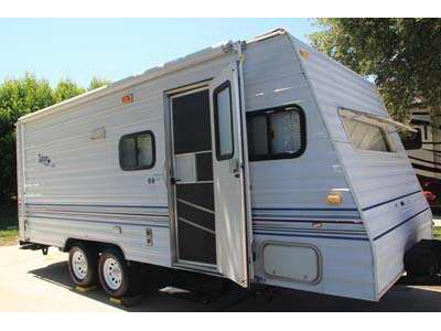 2000 22� Thor Tahoe Lite Travel Trailer