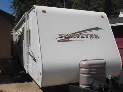 2009 30� Forest River Surveyor w/slide