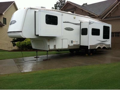 2007 Keystone Montana Mountaineer 