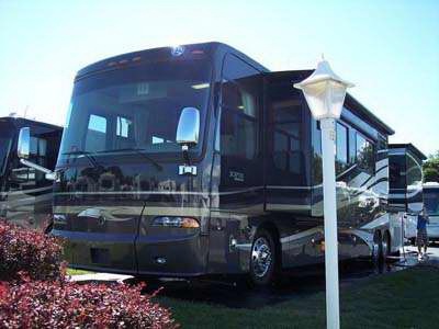 2008 42.11� Holiday Rambler Scepter w/4 