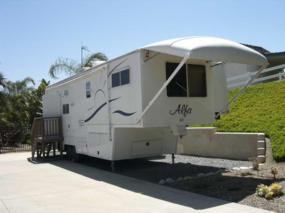2005 Alfa See Ya 30Y2L in California
