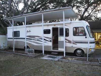2004 Fleetwood Fiesta in Florida