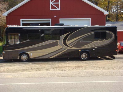 2009 Gulf Stream Crescendo 368 