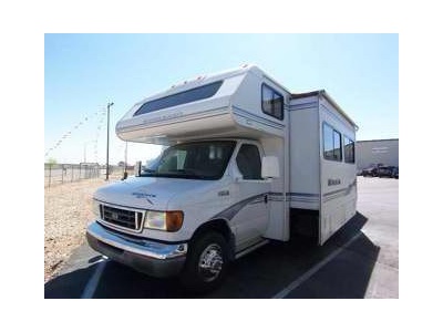 2003 Winnebago Minnie Class C in Colorad