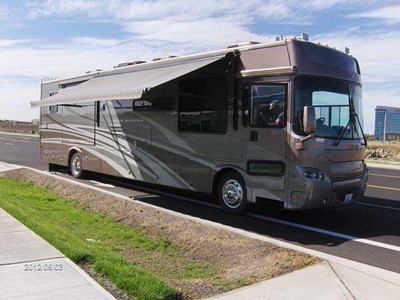 2008 42� Gulf Stream Tourmaster w/3 slid