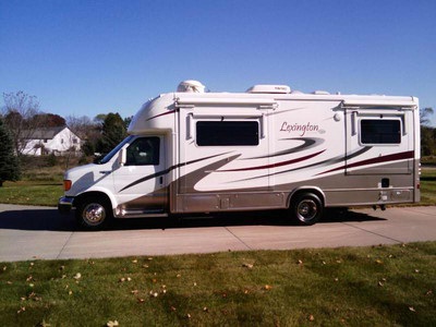2005 Forest River Lexington 255DS GTS