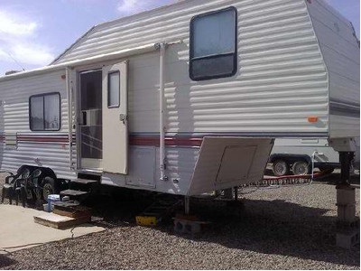 30terry fifthwheel trailer