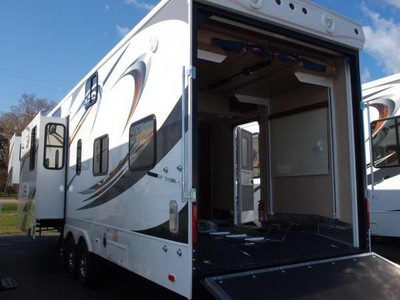 2010 Cyclone 3950 Toy Hauler