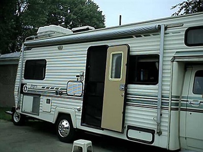 1983 Jayco 25 ft motorhome 6.2 diesel