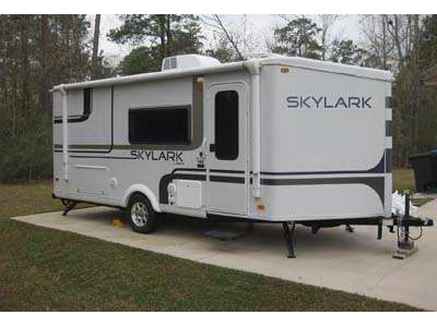 2011 21� Jayco Skylark 21 FKV
