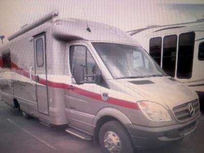 2012 25.9� Coach House Platinum II w/sli
