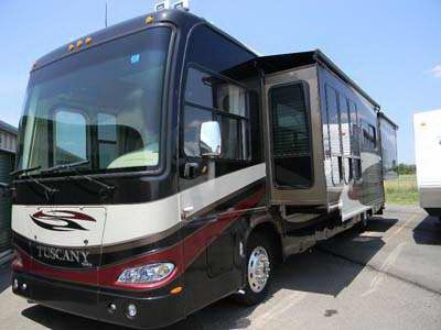 2009 40.6� Damon Tuscany w/4 slides