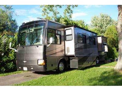 2004 39� Fleetwood Discovery w/3 slides