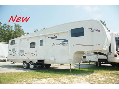 2011 SunnyBrook Harmony w/Slide out  NEW