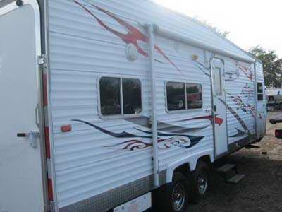 2007 24� Coachmen Adrenaline Toy Hauler