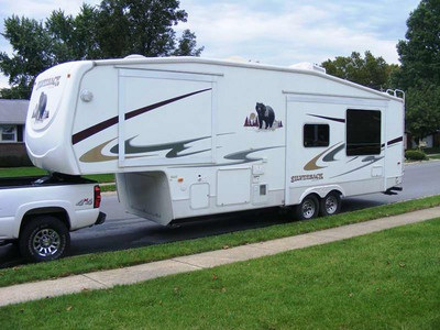 2007 Cedar Creek Silverback 29LGRBS