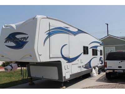 2010 32� Forest River Stealth Ultralite 