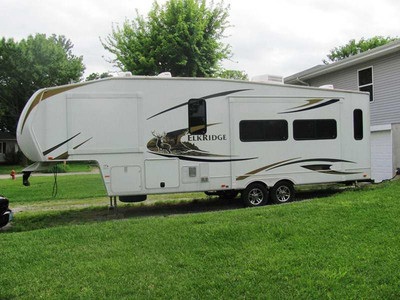 2011 Heartland Elkridge ER 29RLSB