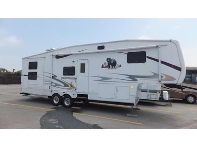 2008 Forest River Cedar Creek Silverback
