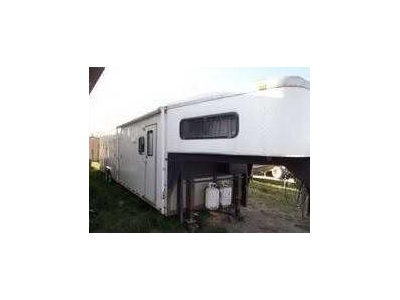 1998 40FT CHARMAC GOOSENECK TOY HAULER