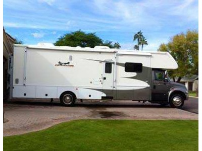 2008 37� Gulf Stream Gladiator w/2 slide
