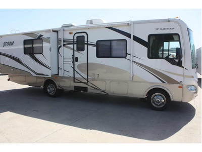 2011 LIKE NEW FLEETWOOD STORM 32BH*BUNKS
